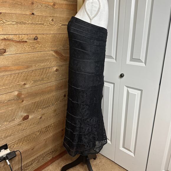 Title: Vintage Tadashi Black Lace Strapless Evening Dress Size 8 - Picture 2 of 5